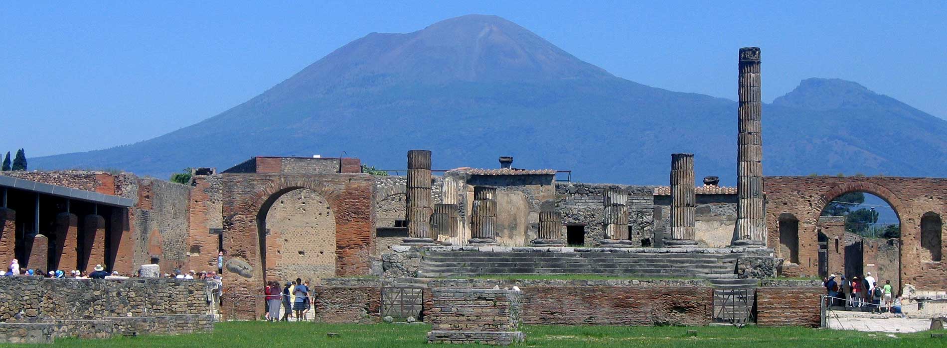 Pompeii and Vesuvius Tour - Ancient ruins